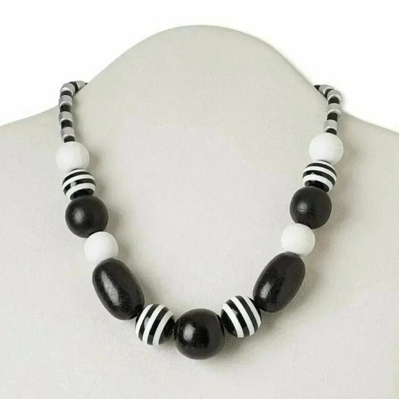 Retro Black and White Stripes Wood and Resin 16" Choker Necklace - Picture 1 of 1